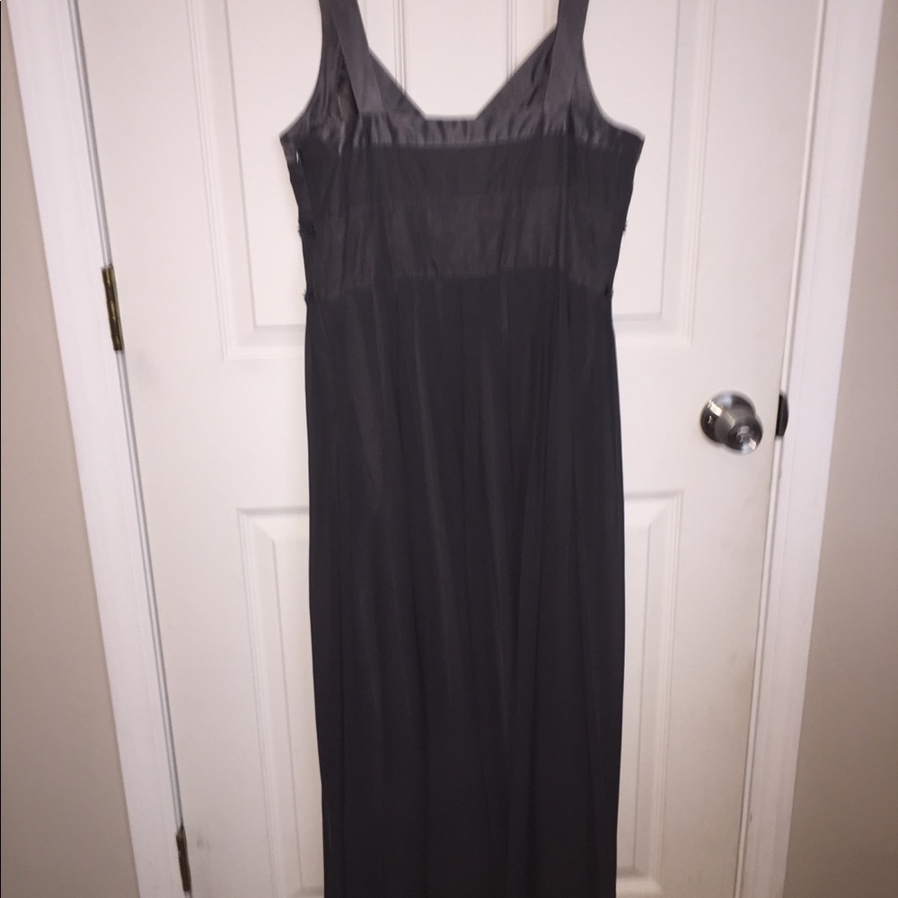 Dress - Picture 5 of 6